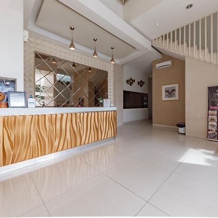 Reddoorz Hostel At Kiara Cozy Kircon Bandung Dış mekan fotoğraf